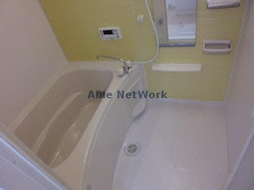 物件内観写真6　(バス同型タイプ)