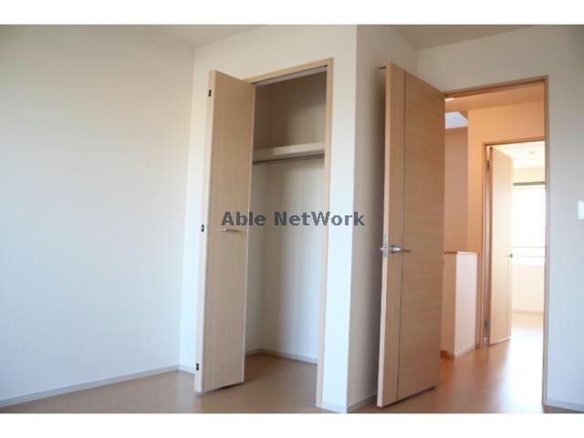 物件内観写真15　(同型タイプ)