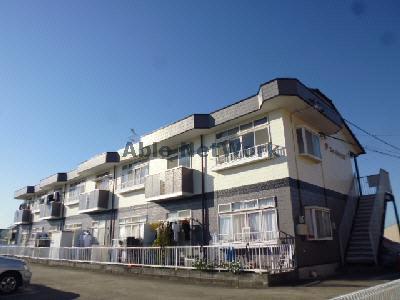 フィールドハウス