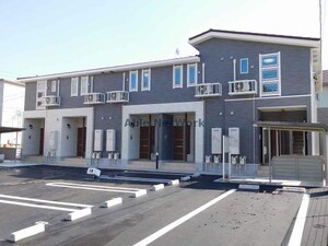 ラ・ミラベル外観写真