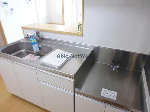 物件内観写真6　(同型タイプ)