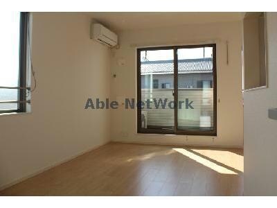 物件内観写真17　(同型タイプ)