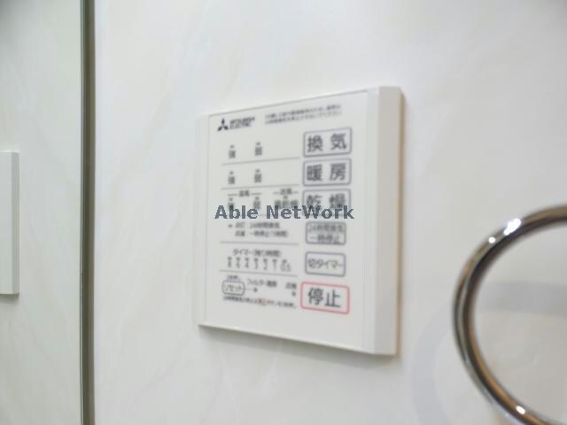 物件内観写真13　(同型タイプ)