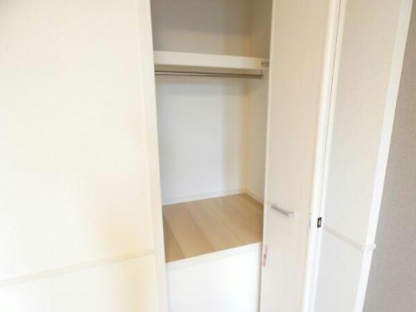 収納(同型別建物)