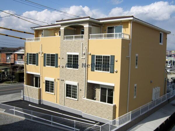 フリシュ・Mの物件外観写真