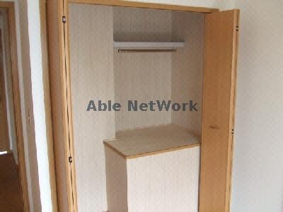 物件内観写真12　(クローゼット同型タイ)