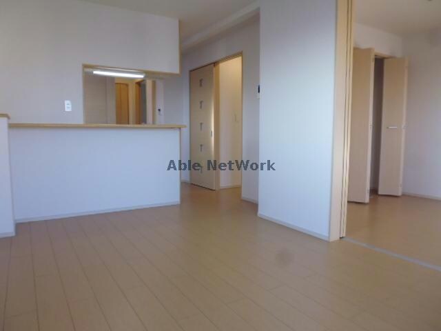 リビングダイニング(205号室)