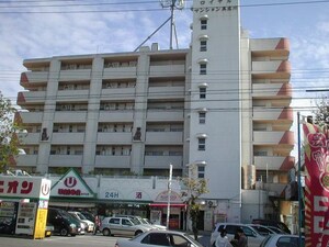 ロイヤルマンション具志川外観写真