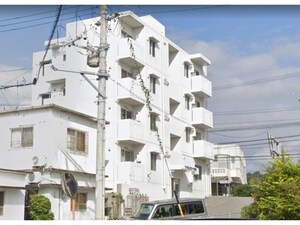 リーガルエステート知花外観写真