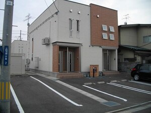 アルバ土崎Ｂ外観写真
