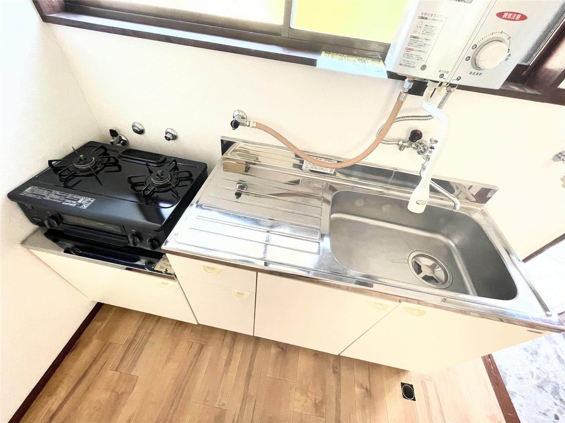 物件内観写真4　(キッチン)