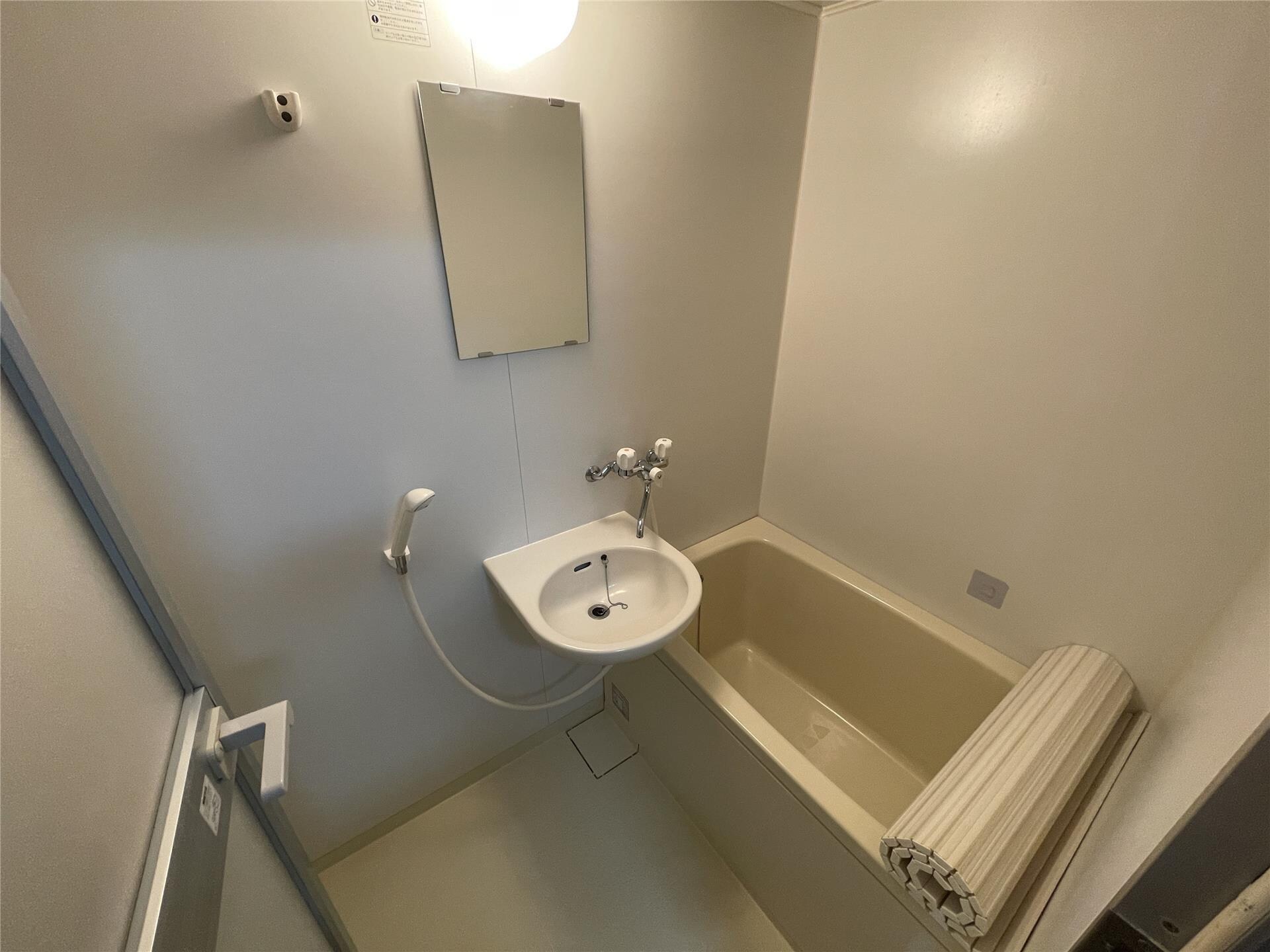 物件内観写真5　(浴室)