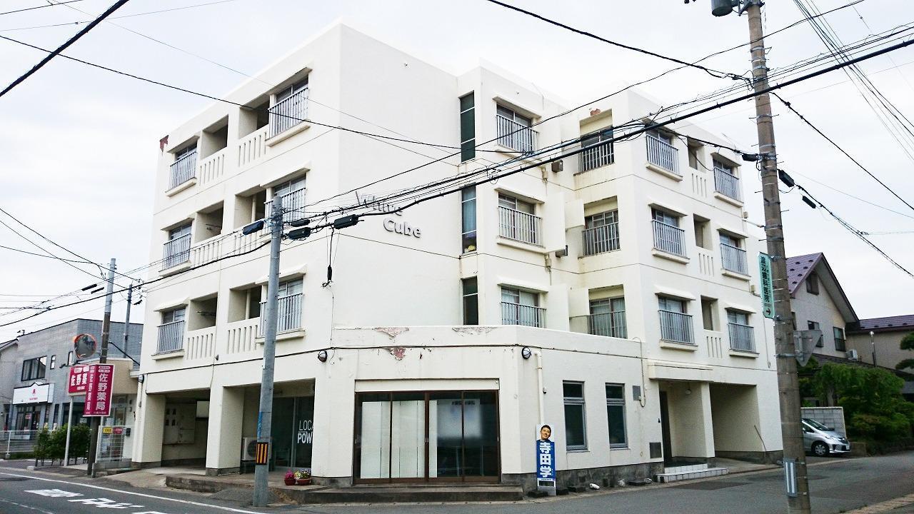 ホワイトキューブ