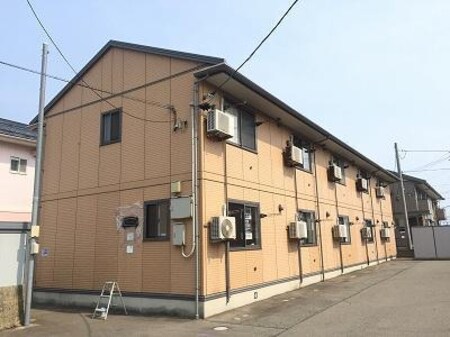 アルパイン外観写真