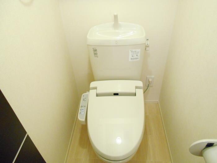 物件内観写真8　(トイレ)