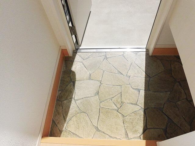 物件内観写真8　(☆玄関☆)