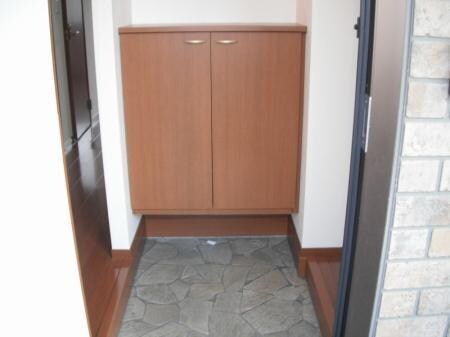 物件内観写真7　(玄関)