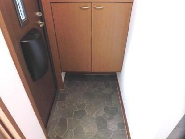 玄関周り(玄関)