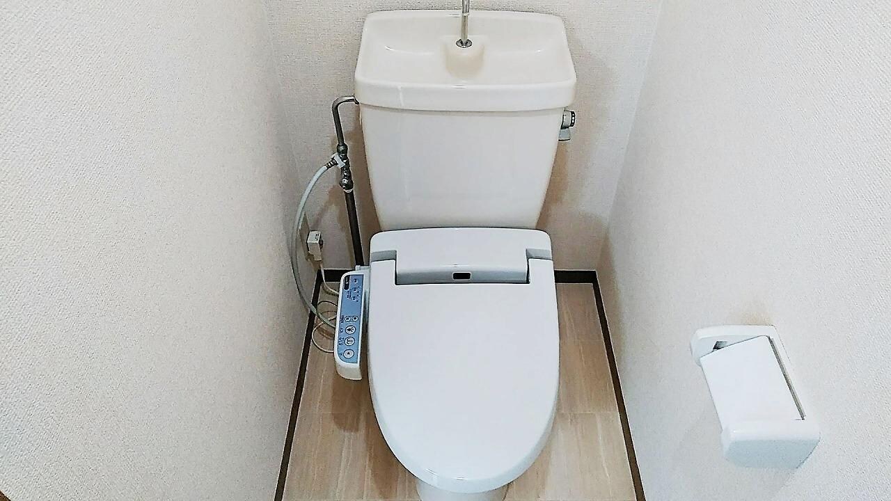 物件内観写真6　(トイレ)