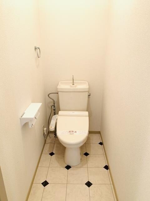 物件内観写真6　(トイレ)