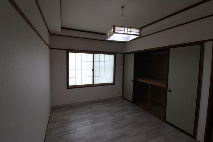 物件内観写真3　(洋室)