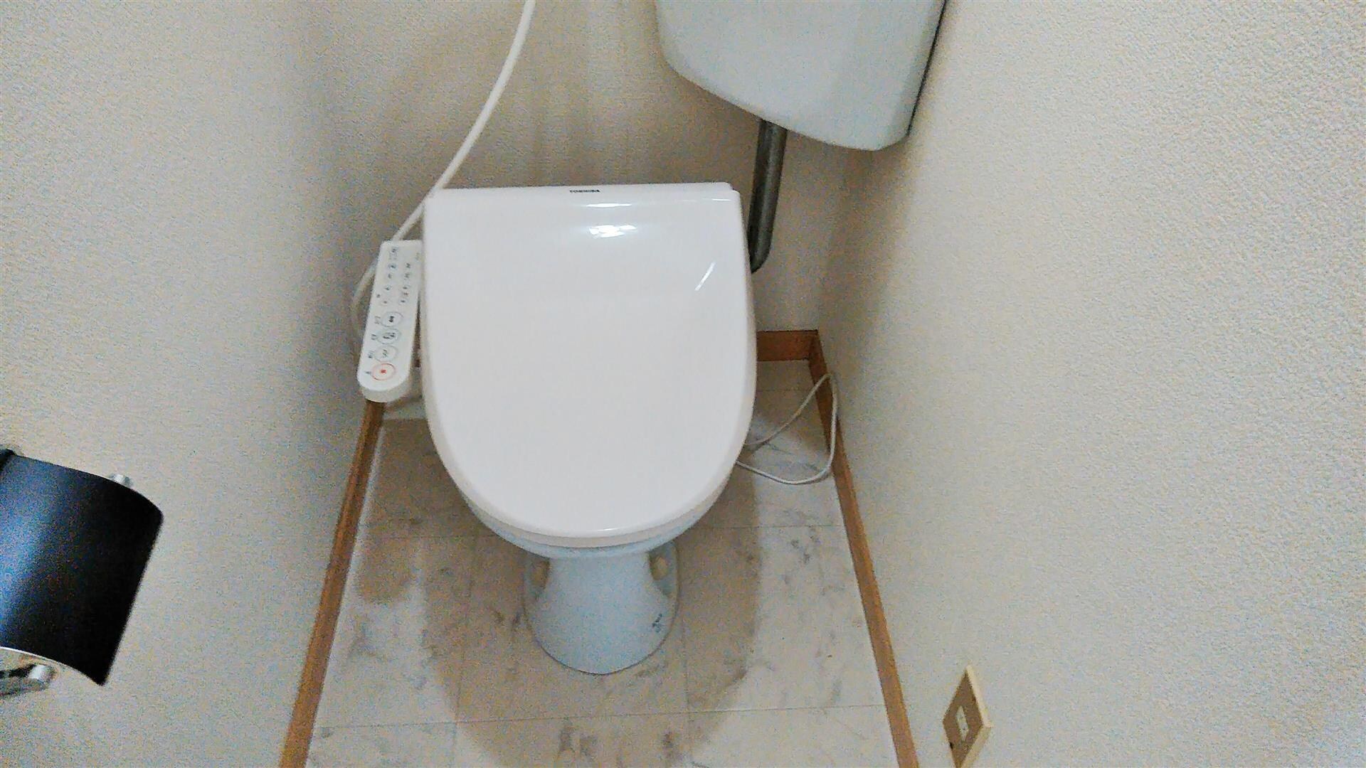 物件内観写真6　(トイレ)