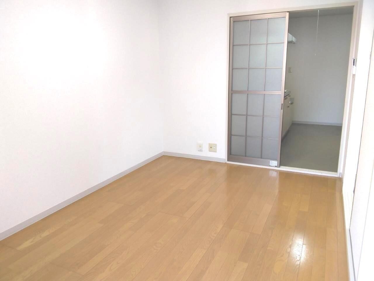 物件内観写真3　(洋室)