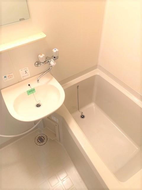 物件内観写真5　(浴室)