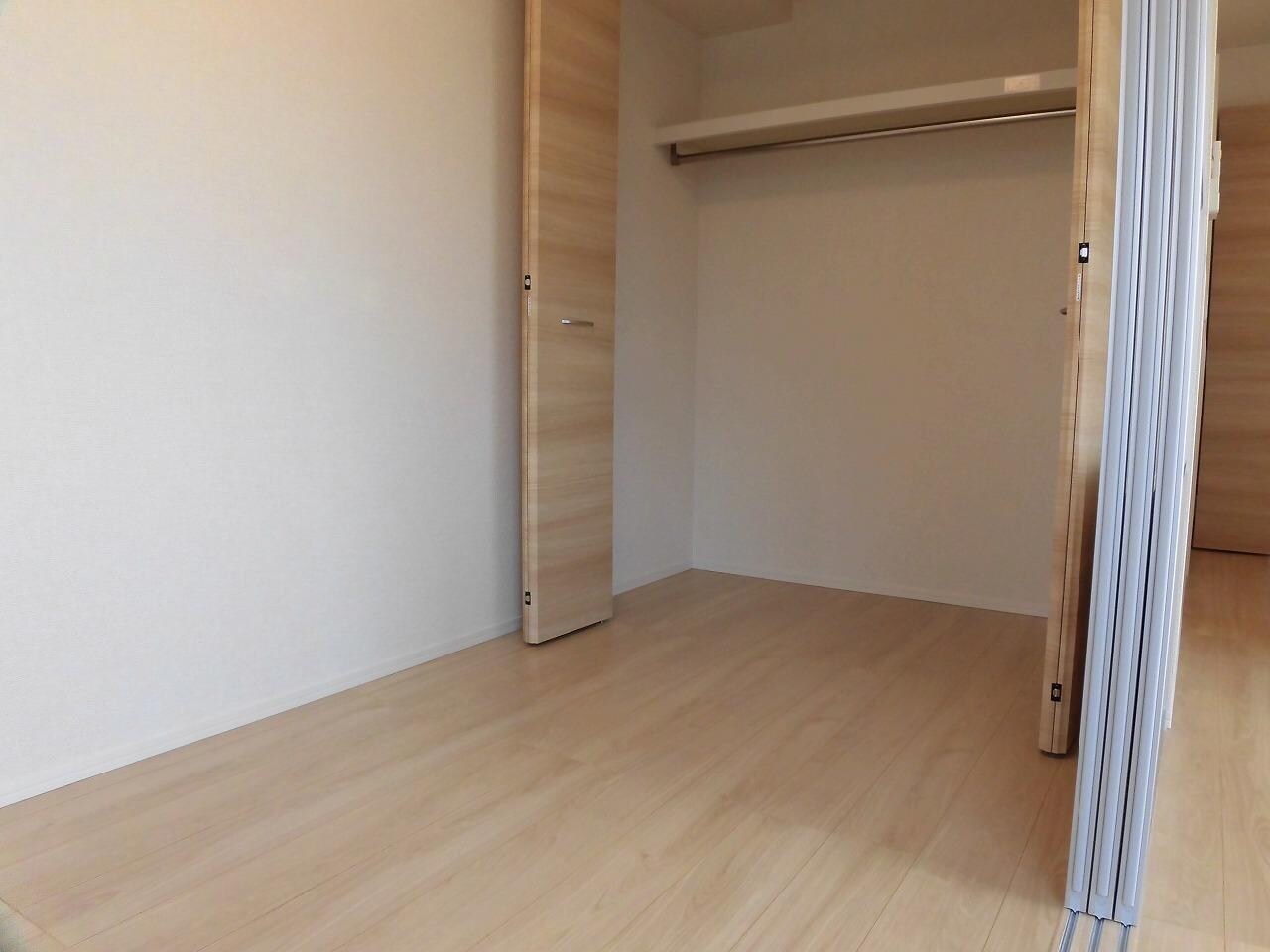 物件内観写真3　(洋室)
