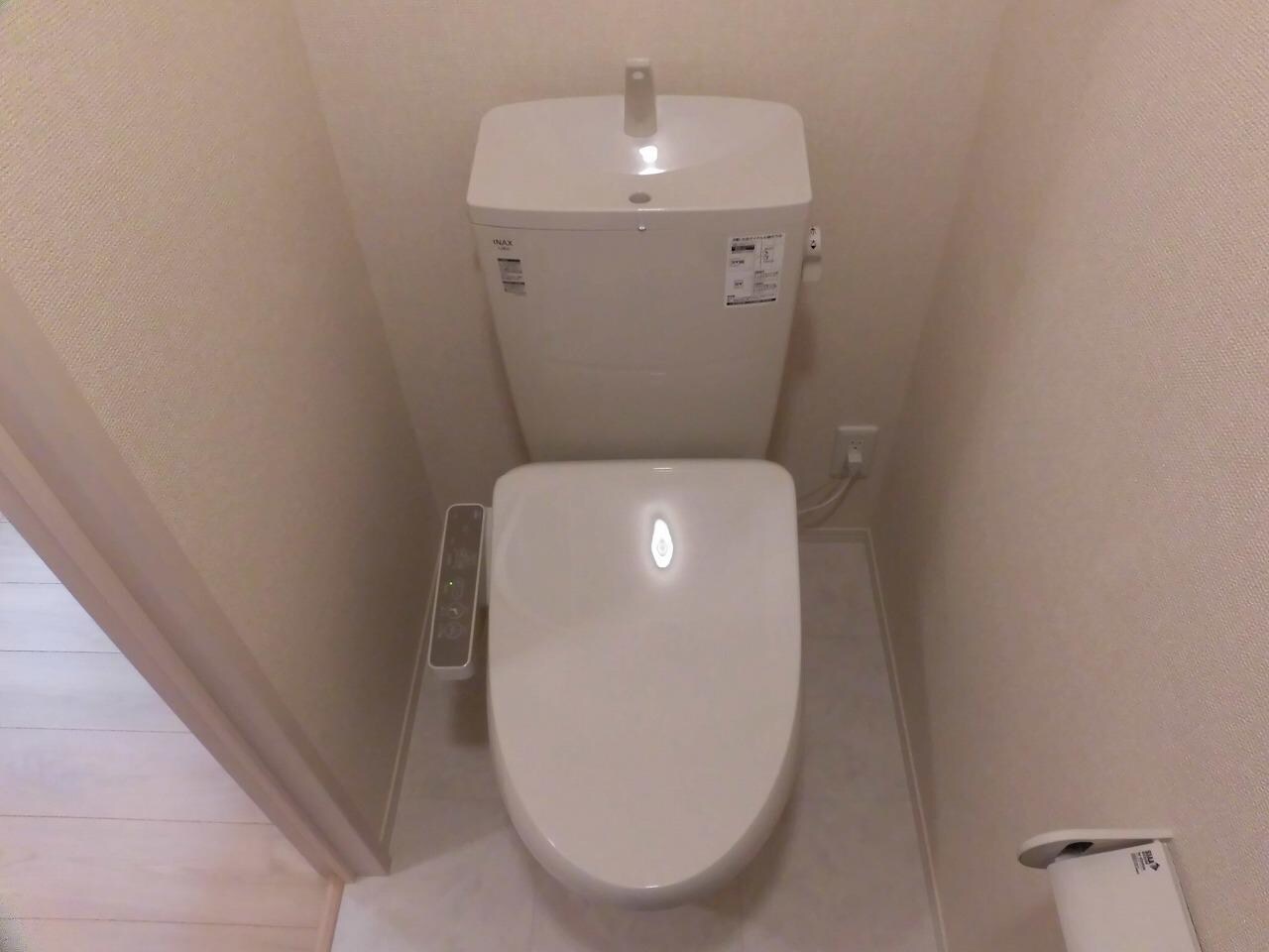 物件内観写真6　(トイレ)