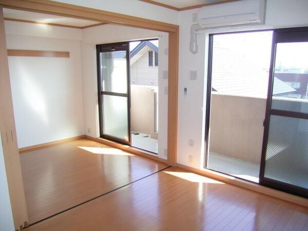 居室(リビング)