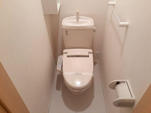 物件内観写真6　(温水洗浄暖房便座)