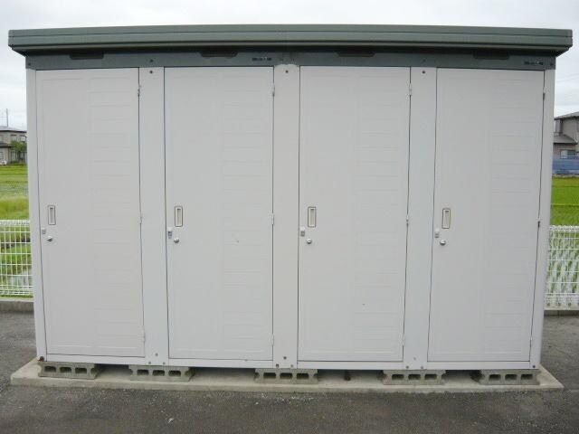 物件外観写真2　(物置)