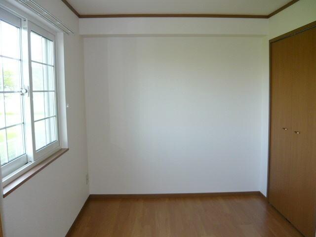 物件内観写真5　(洋室)