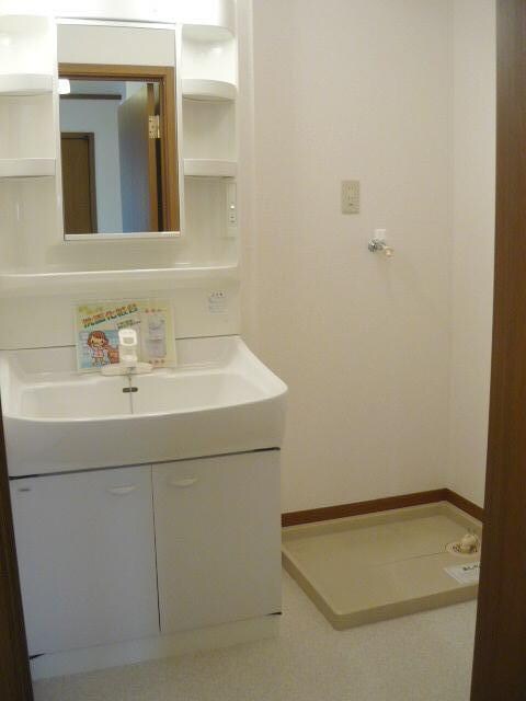 物件内観写真9　(洗面脱衣所)