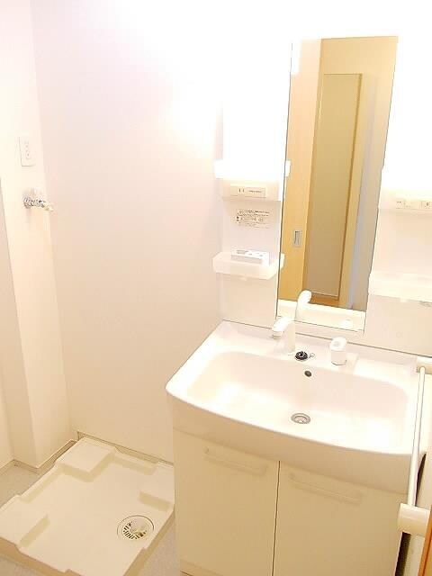 物件内観写真9　(洗面脱衣所)