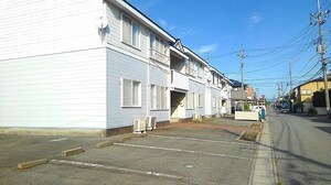 クレストール２４Ａ棟外観写真