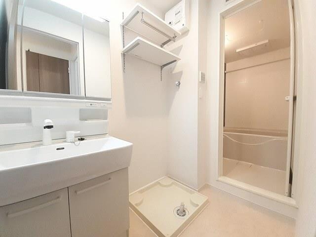 物件内観写真7　(洗面脱衣所)