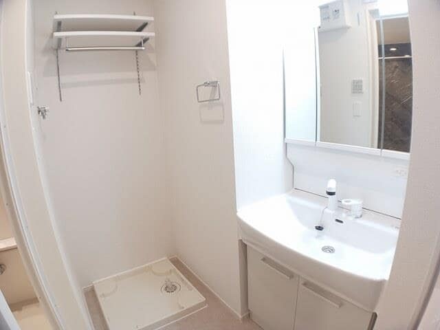 物件内観写真7　(洗面)