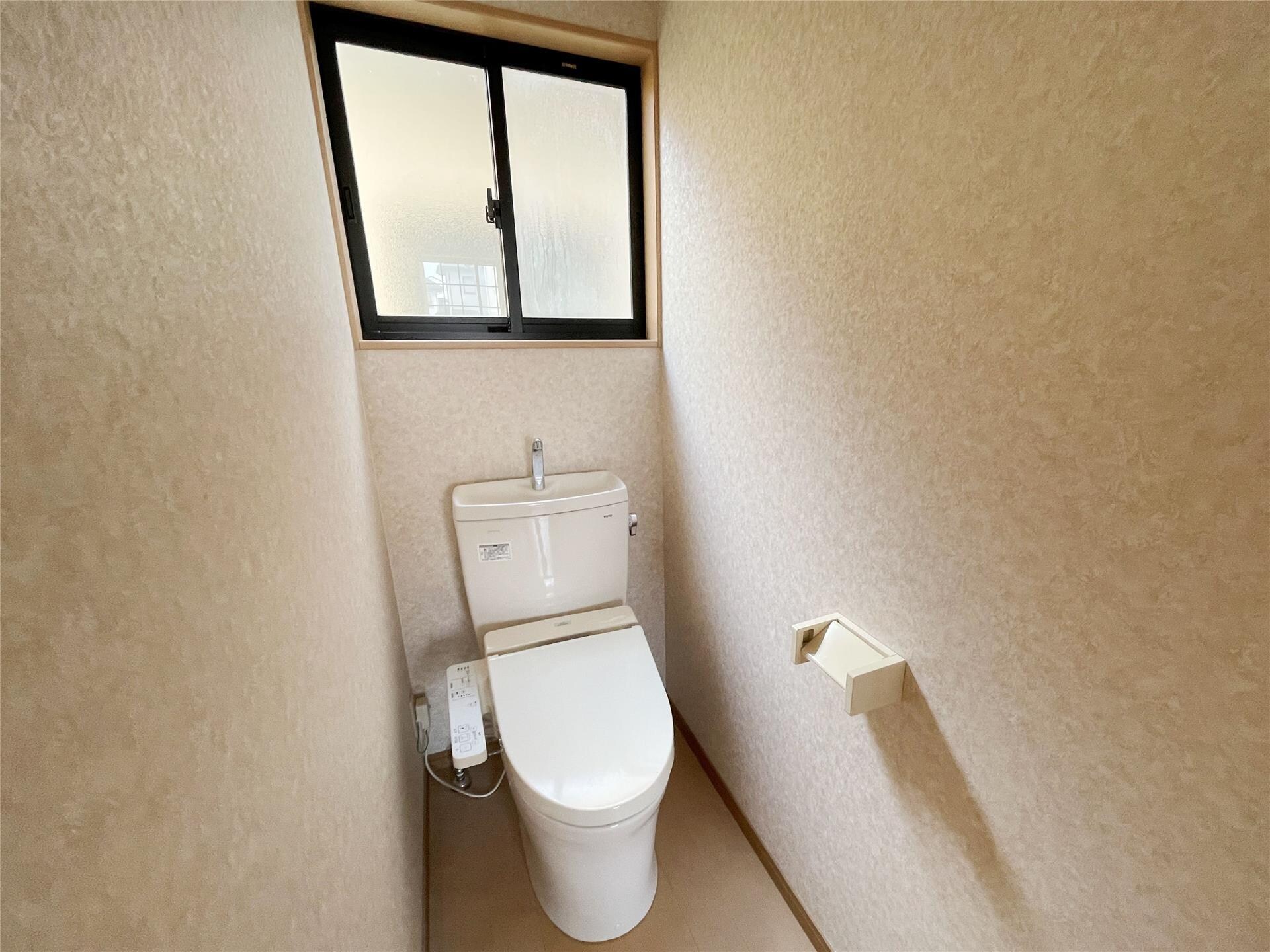 物件内観写真6　(トイレ)