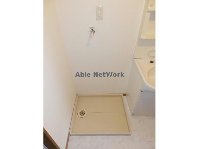 物件内観写真12　(洗濯機スペース)