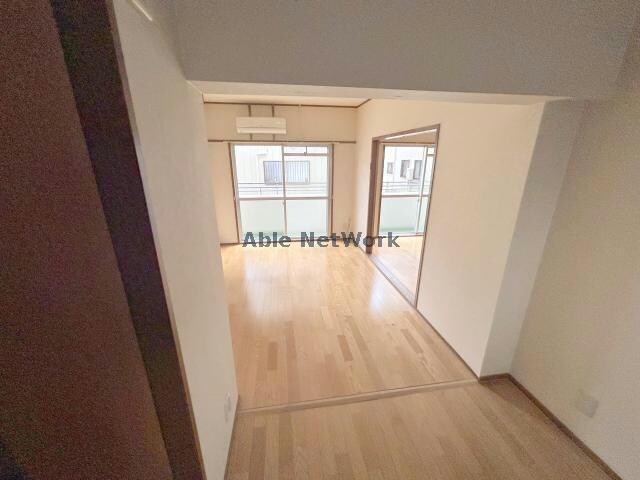 リビングダイニング