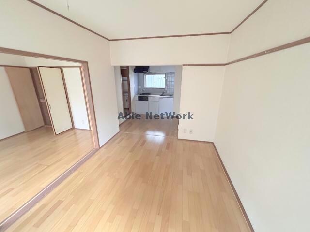 リビングダイニング