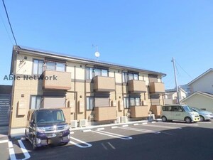 ラリュール外観写真