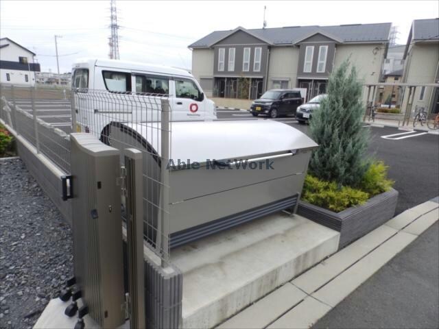 物件外観写真6　(専用ゴミ置き場)