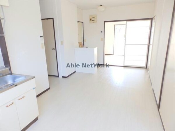 リビングダイニング