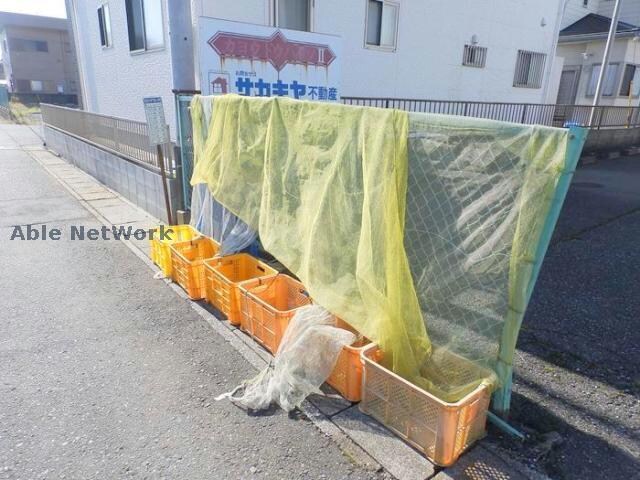 物件外観写真5　(ゴミ置き場)