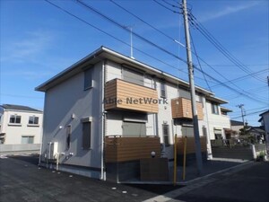 カトル・セゾン外観写真