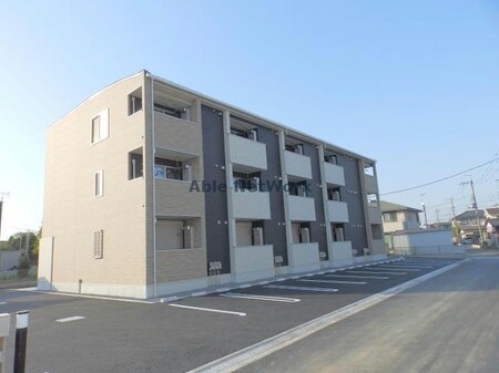 ウィスタリア外観写真