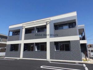 メゾン　ド　シャルール外観写真